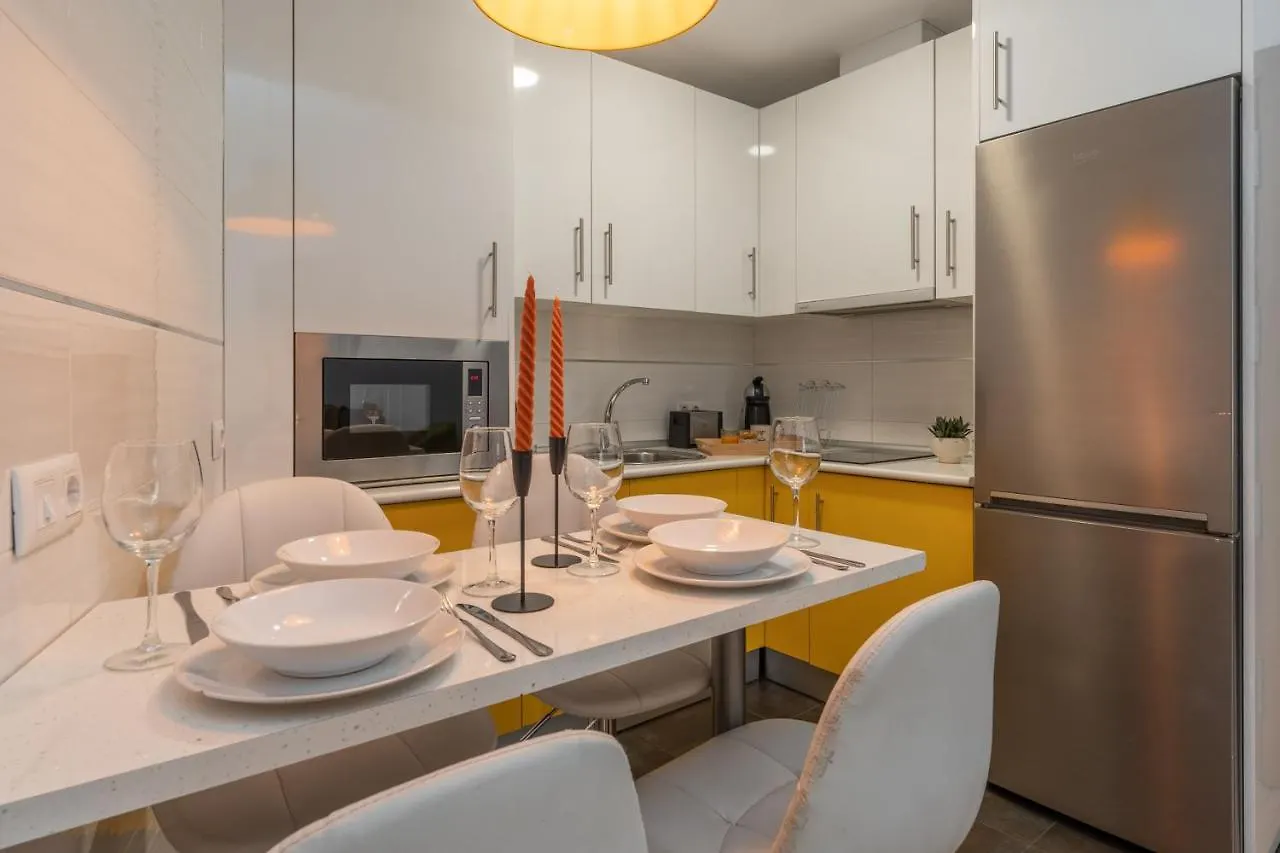 Tuguest Postigo II Catedral Apartment - Free Parking Granada Spain