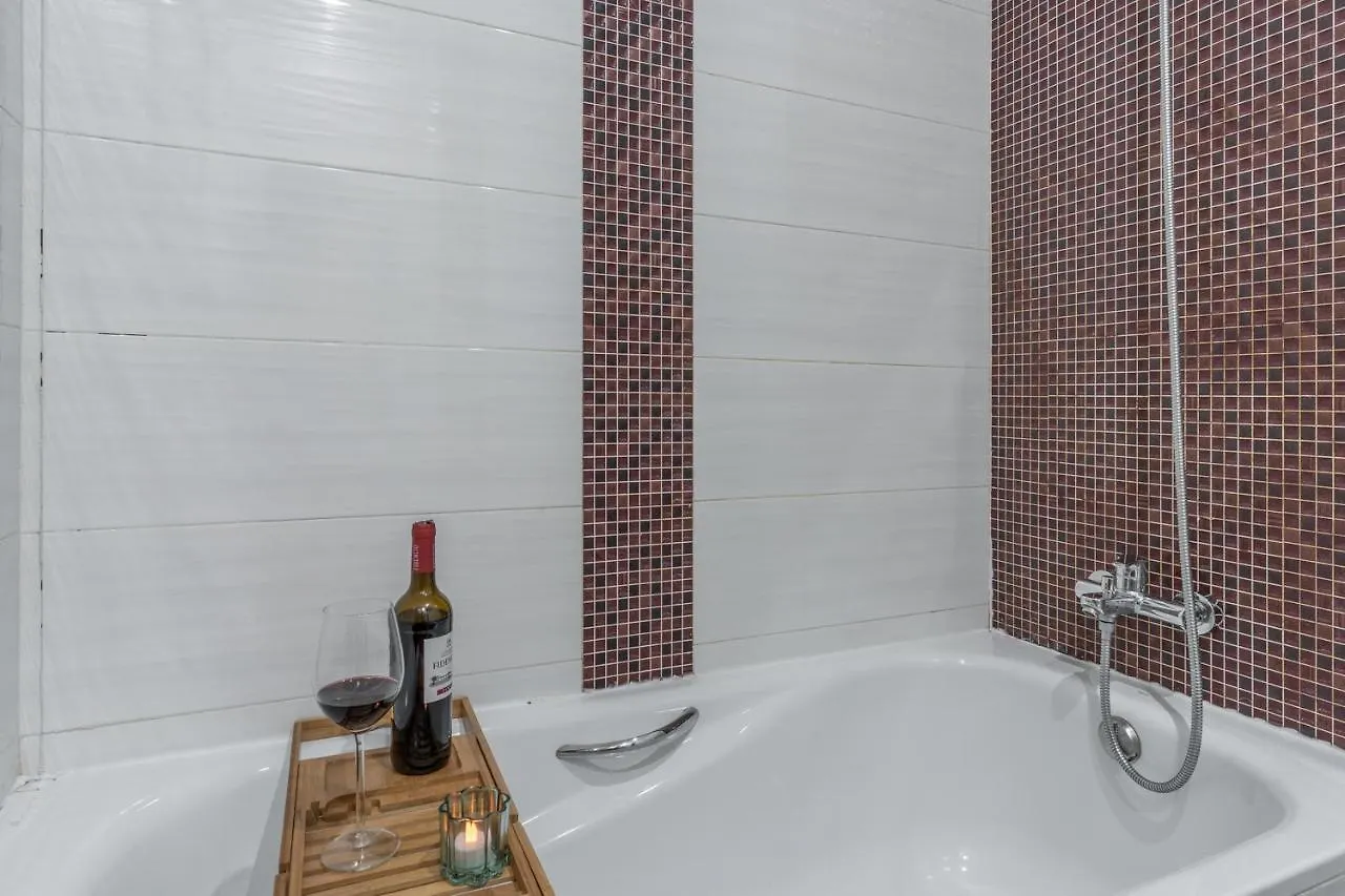 Tuguest Postigo II Catedral Apartment - Free Parking Granada 0*,  Spain
